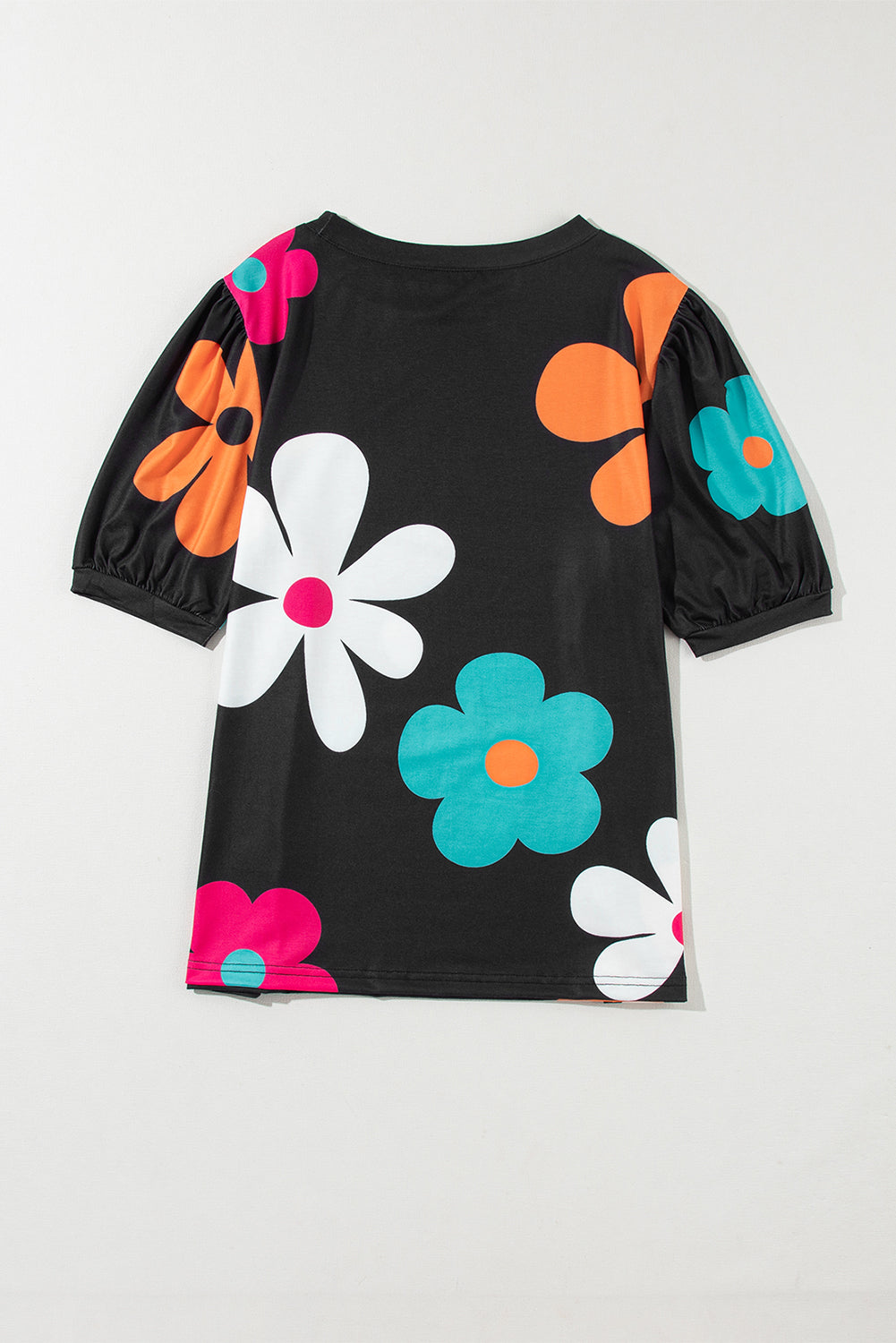 Zwarte Tee met bloemenprint - PrizQ