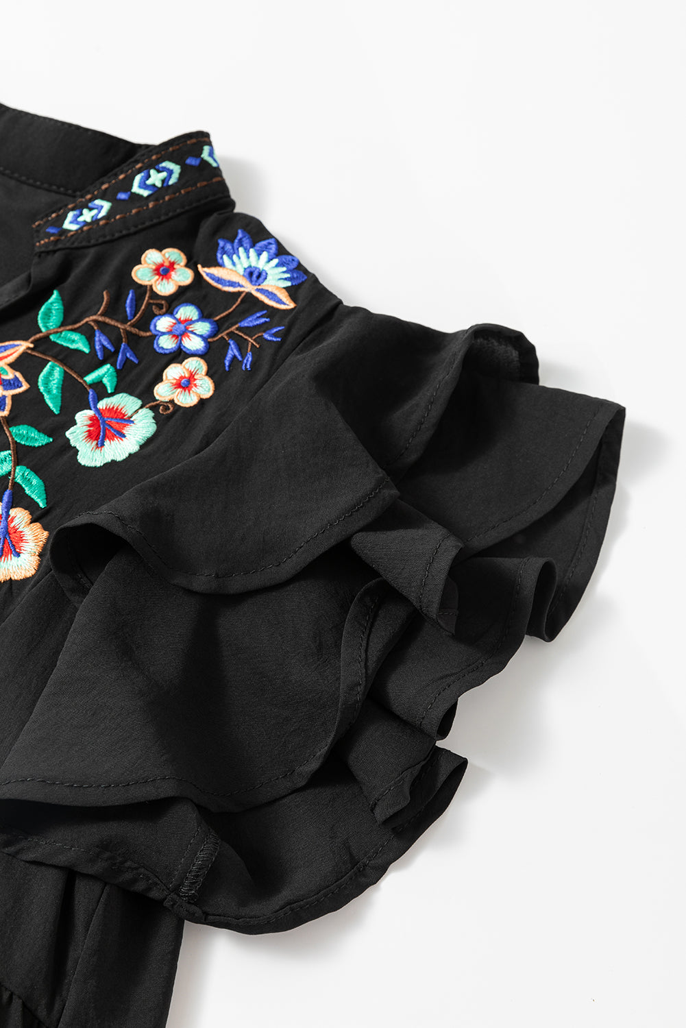 Zwarte mini-jurk met geborduurde bloemen en gelaagde ruches - PrizQ