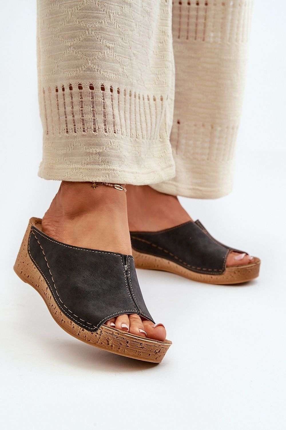 slippers model 198462 Step in style
