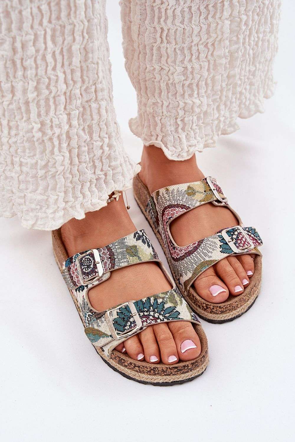 slippers model 212592 Step in style