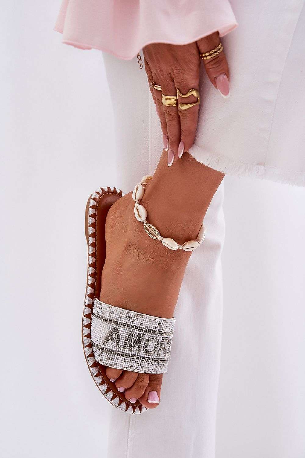 slippers model 212613 Step in style