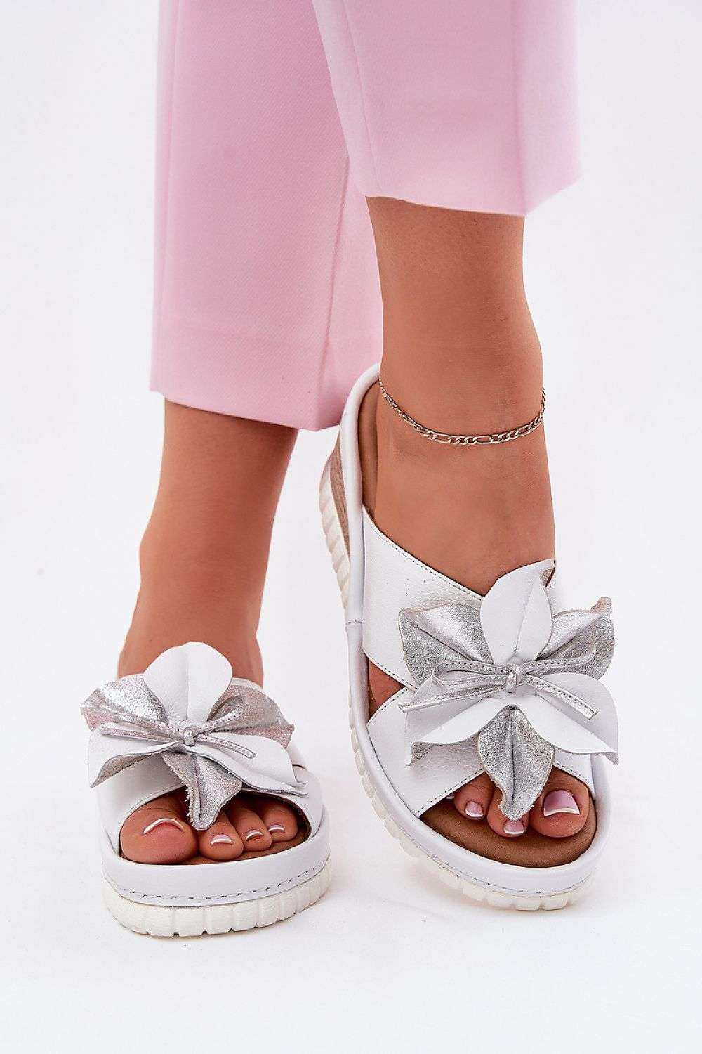 slippers model 212703 Step in style