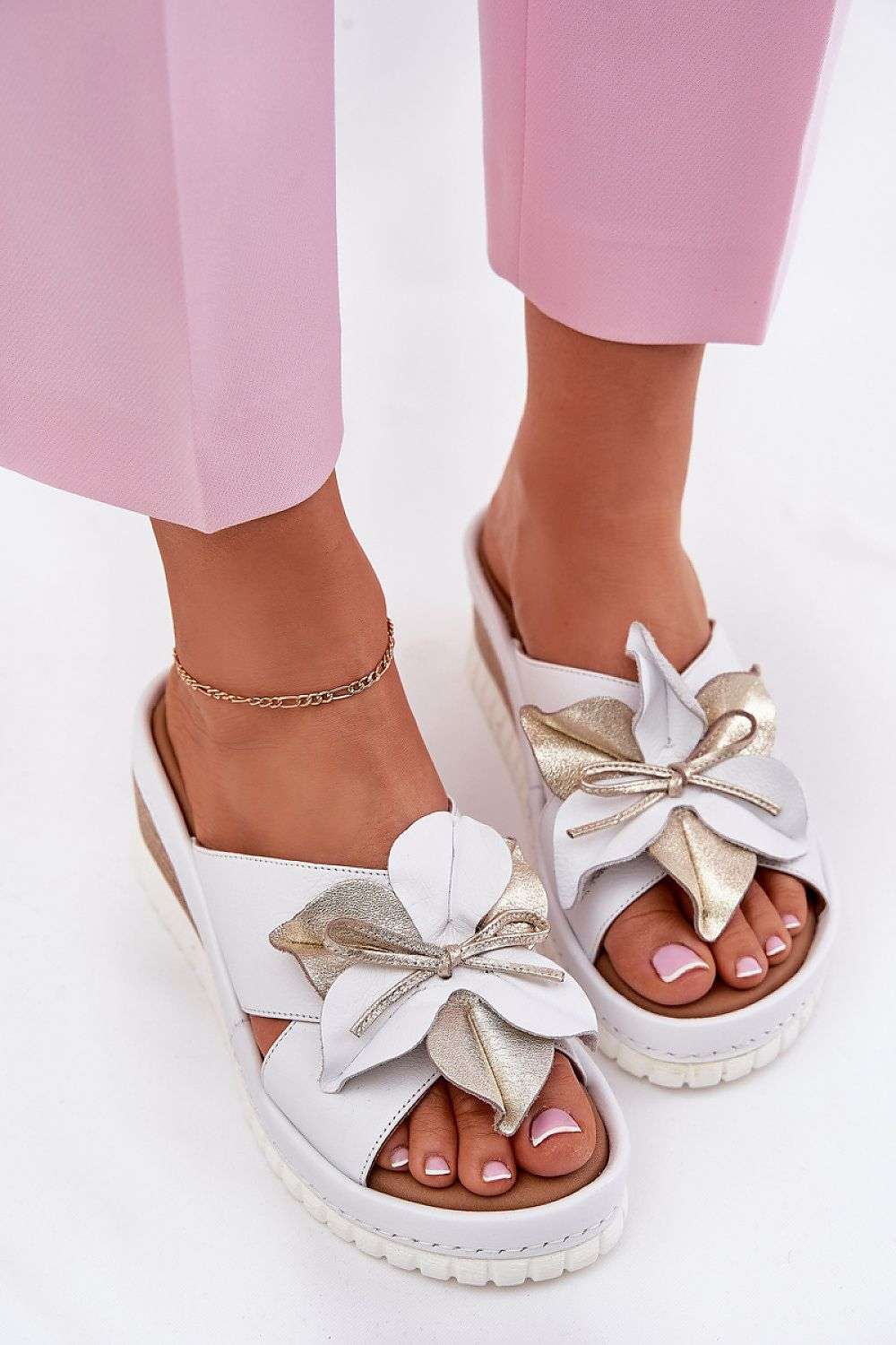 slippers model 212704 Step in style