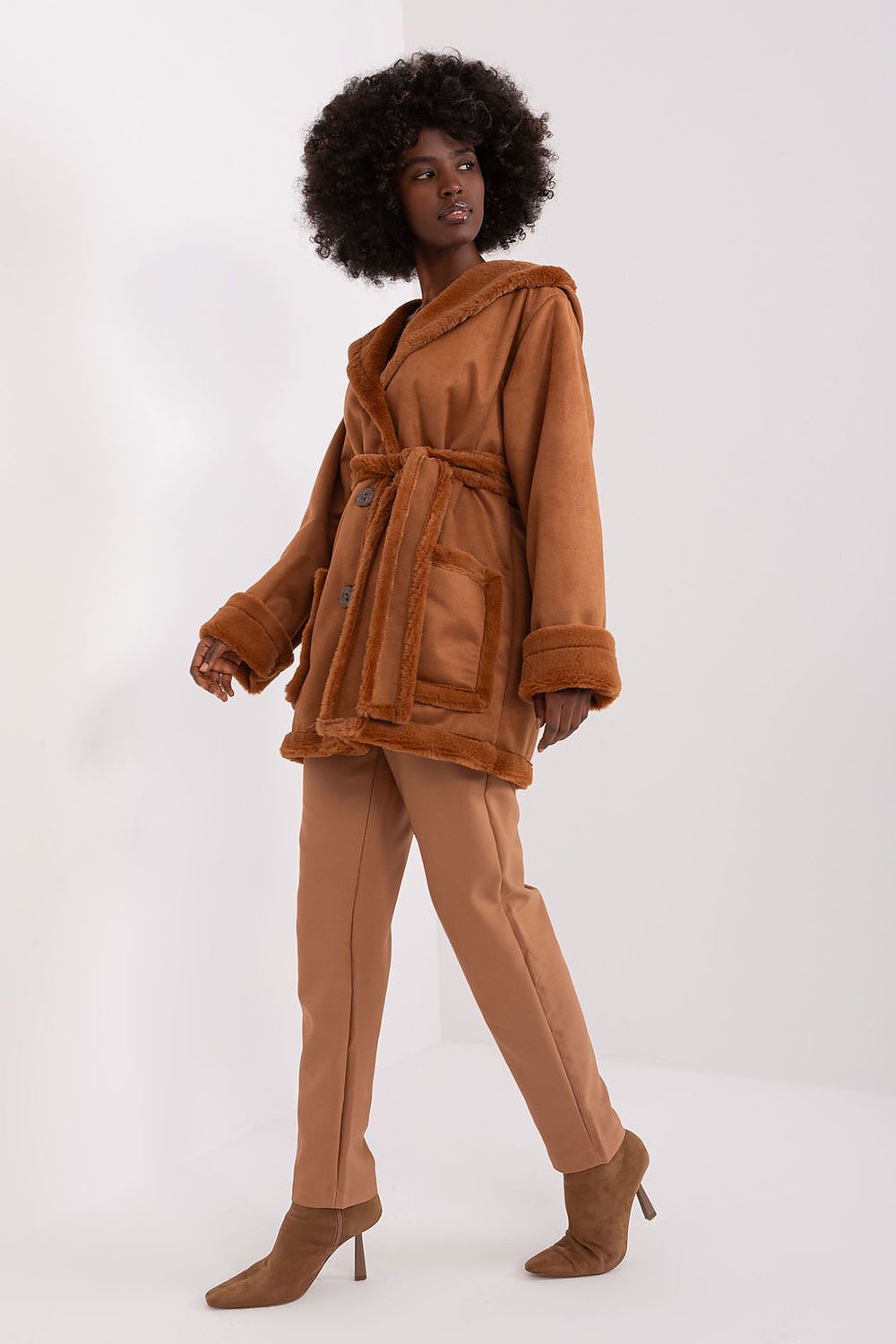 coat model 191136 Lakerta
