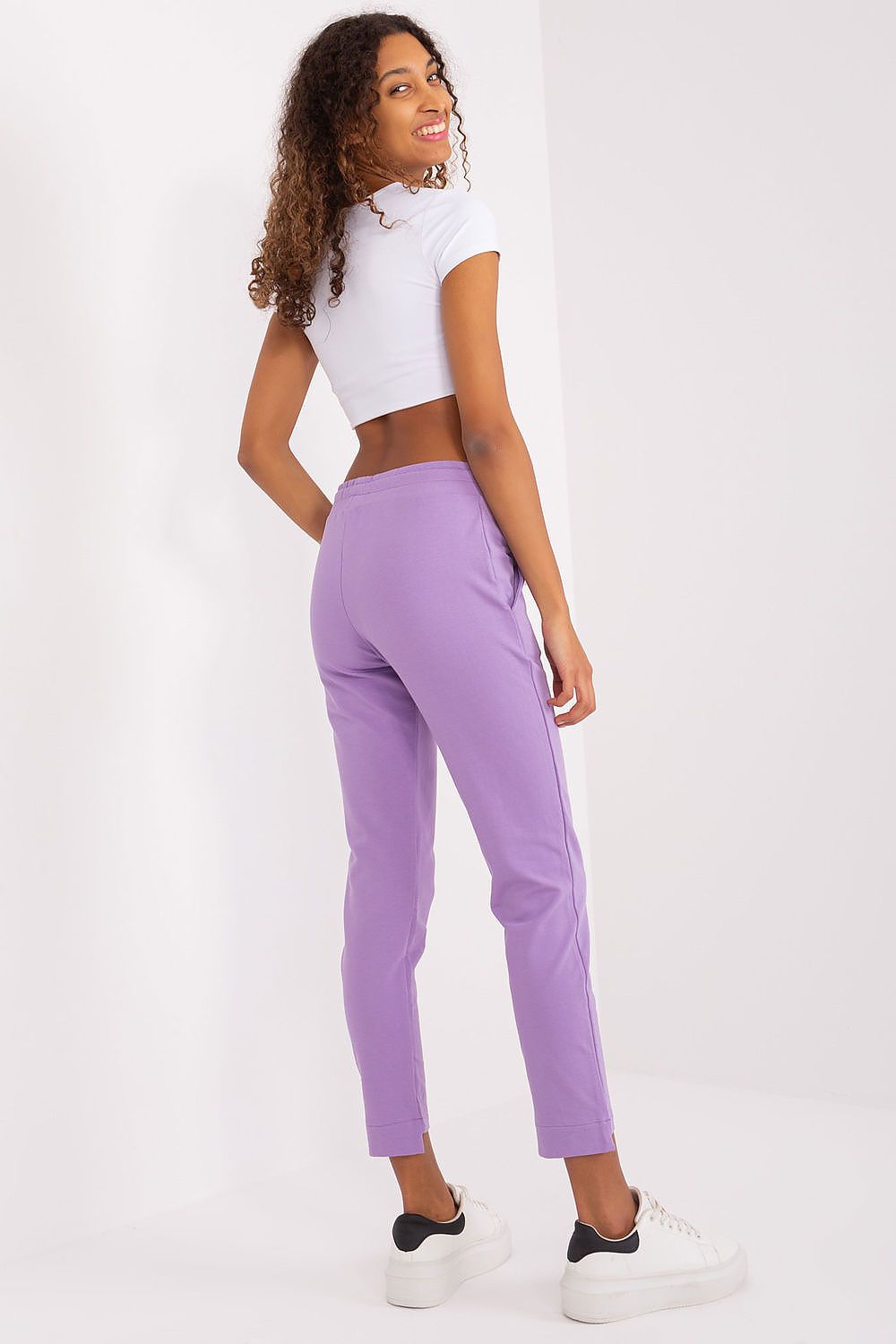 trainingsbroek model 191218 Relevance