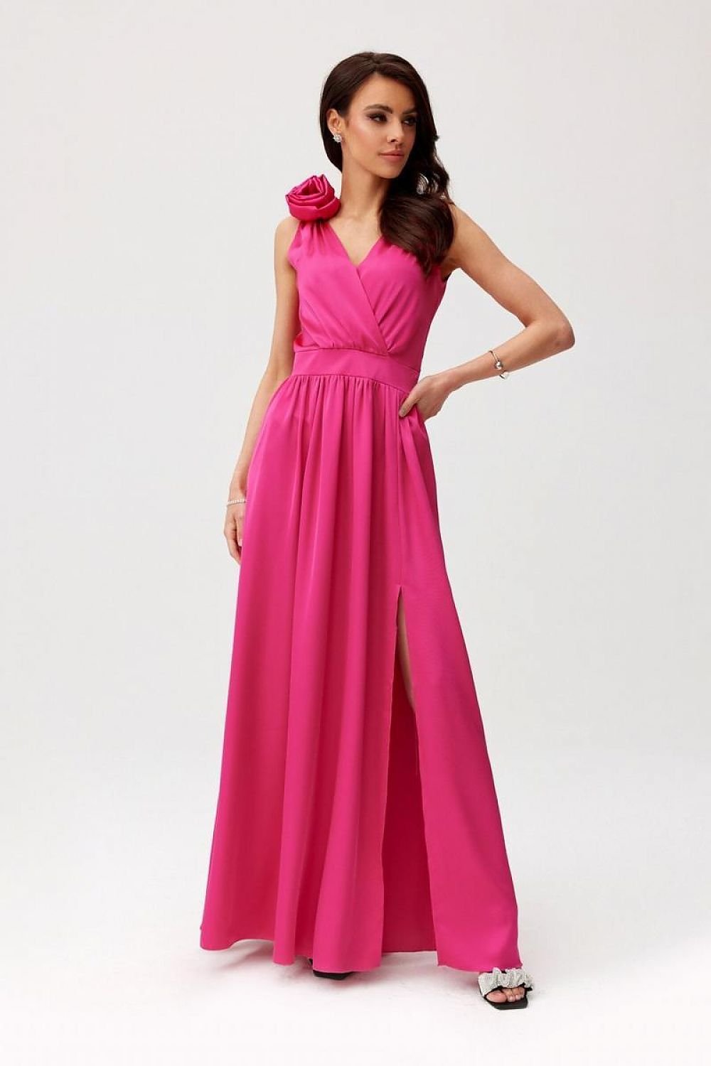 Elegante satijnen avondjurk met ruguitsnede en beensplit – Roco Fashion