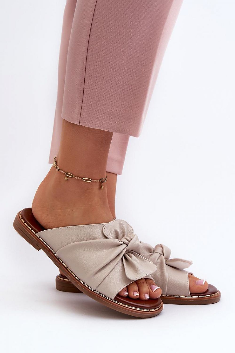 slippers model 196426 Step in style