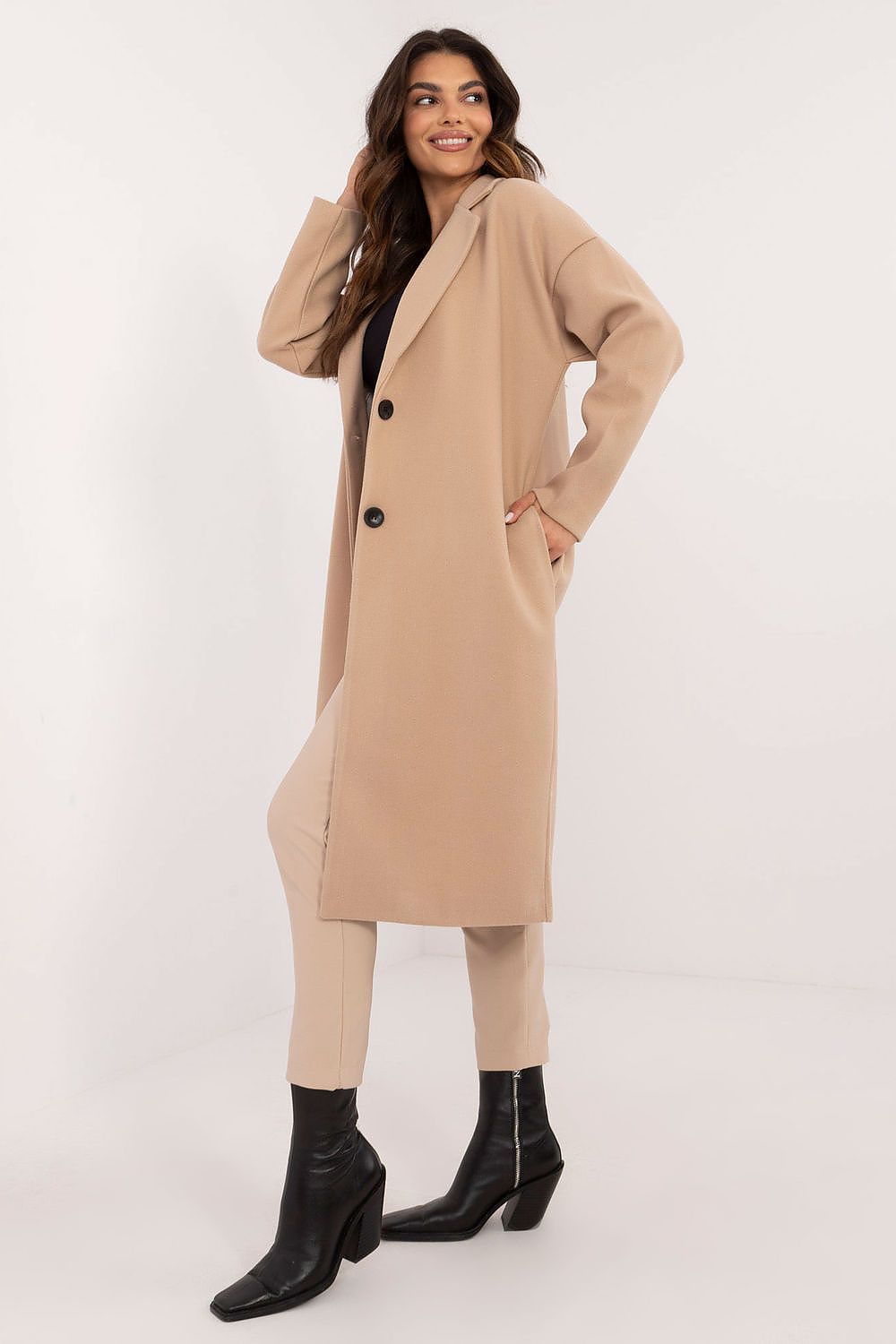 coat model 202302 Och Bella