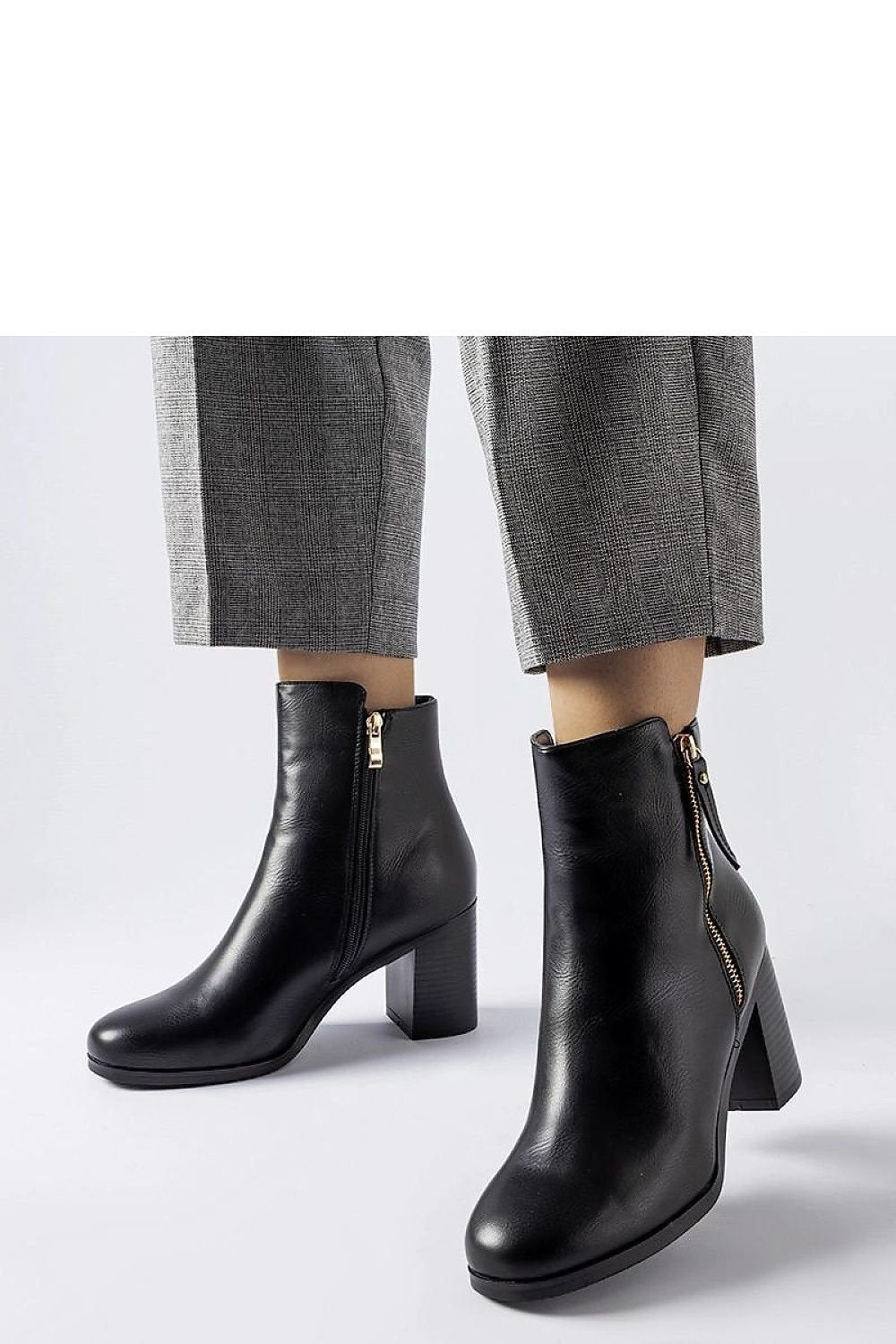 Boots on wedge heel model 205097 Solea