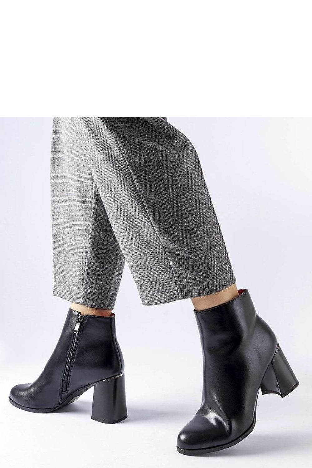 Boots on wedge heel model 205849 Solea