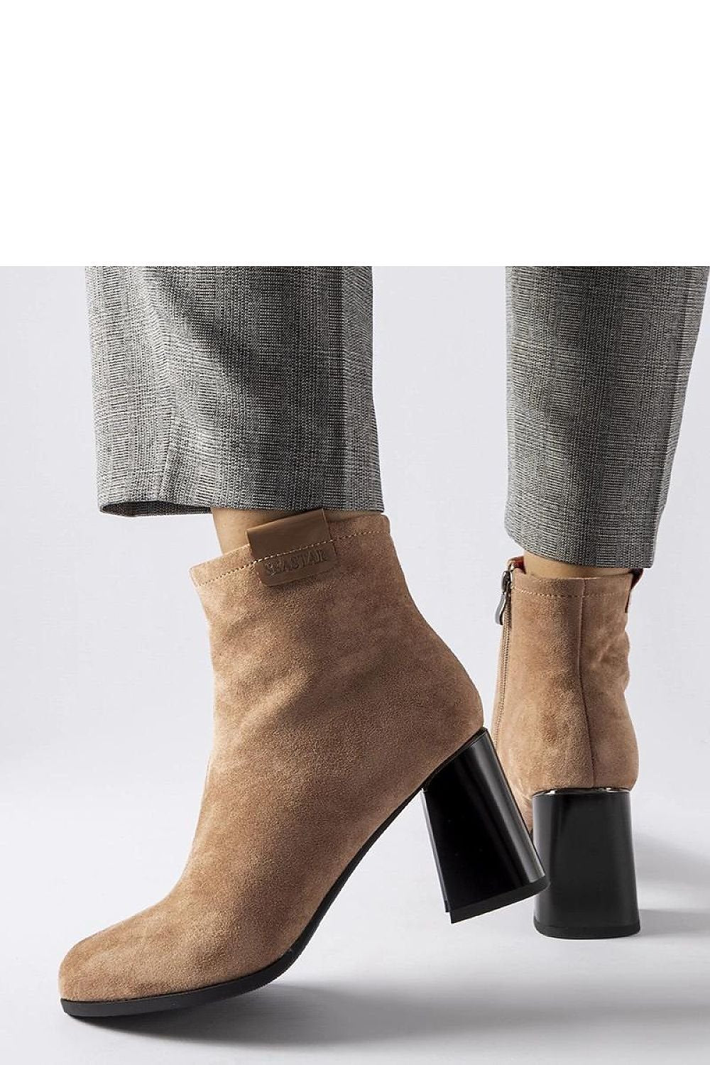 Boots on wedge heel model 205851 Solea