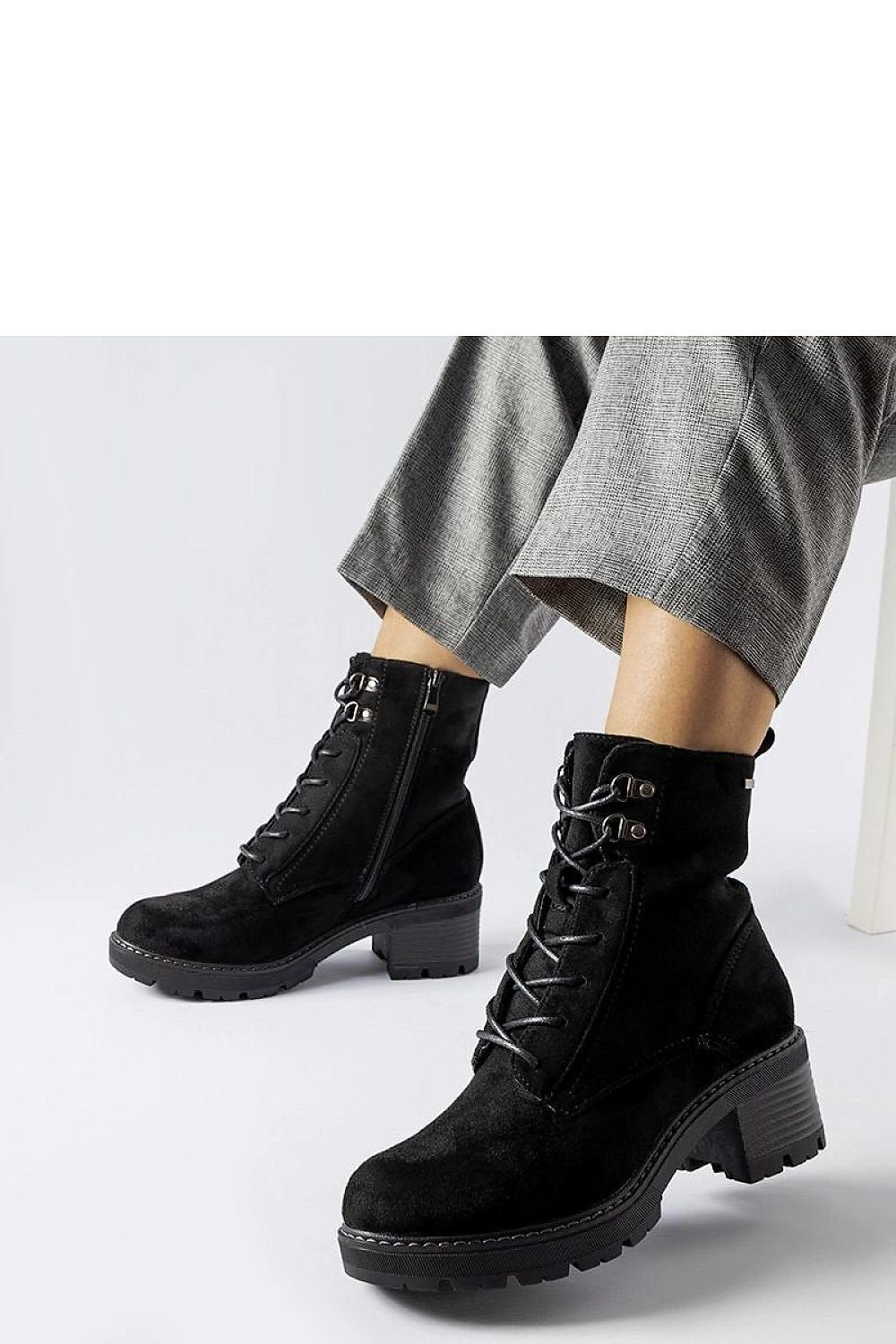 Boots on wedge heel model 205853 Solea