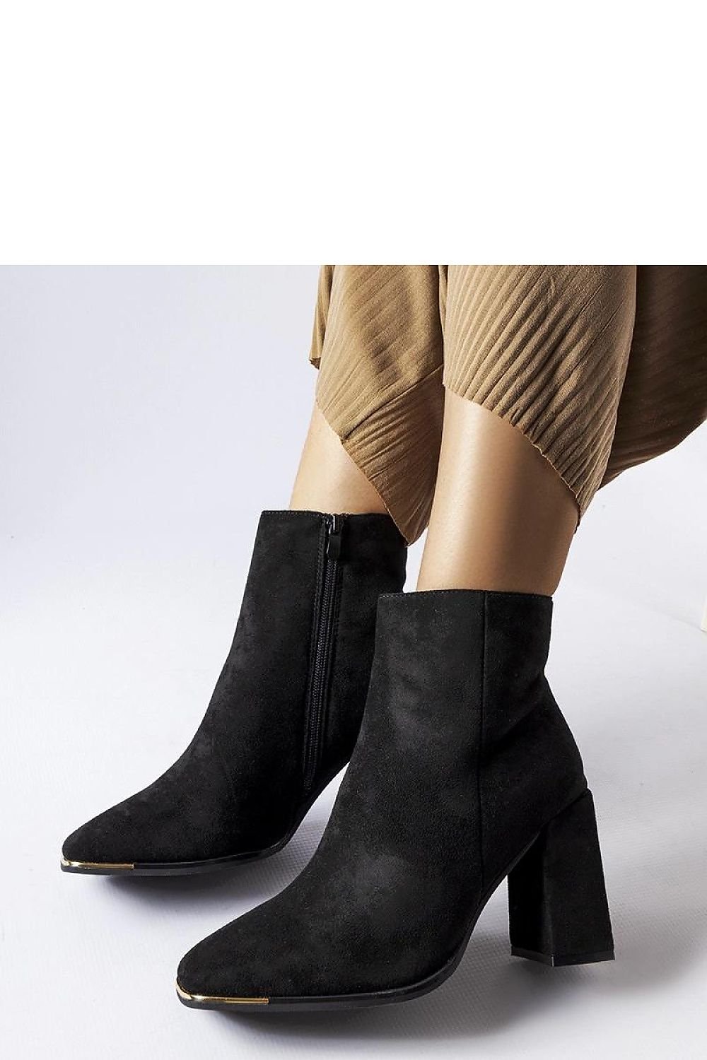 Boots on wedge heel model 205866 Solea