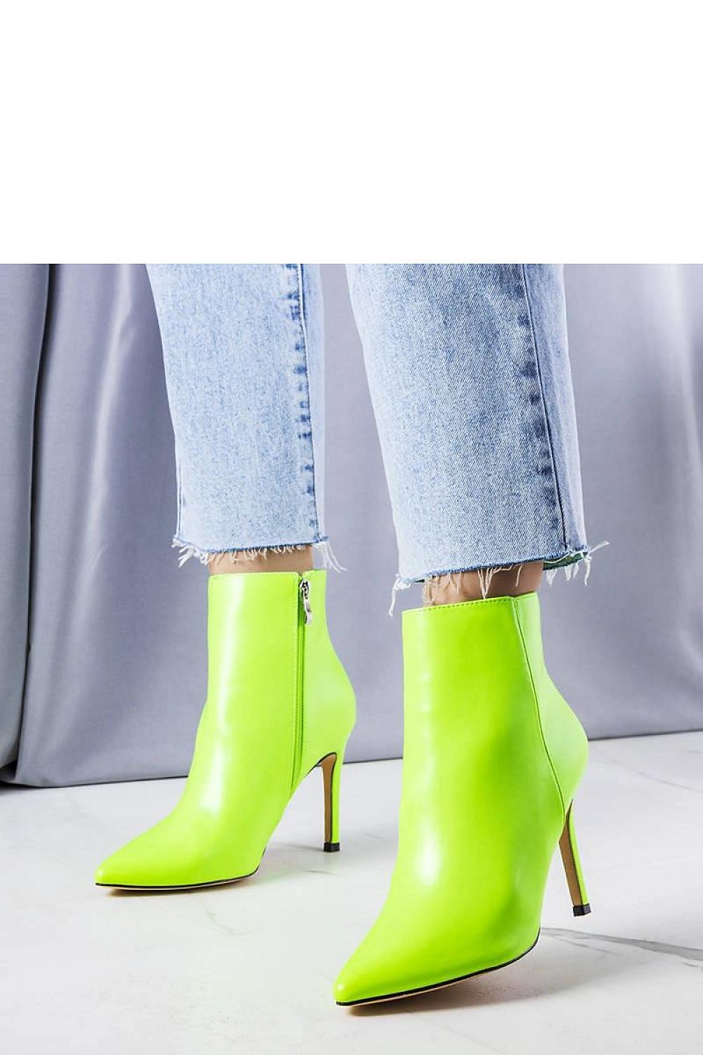 Boots on wedge heel model 205876 Solea