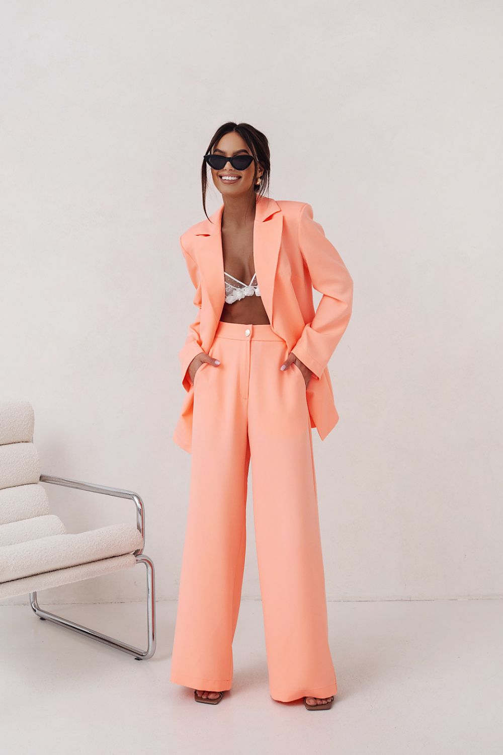 Fuchsia Royale Set elegant fuchsia damespak met blazer en pantalon