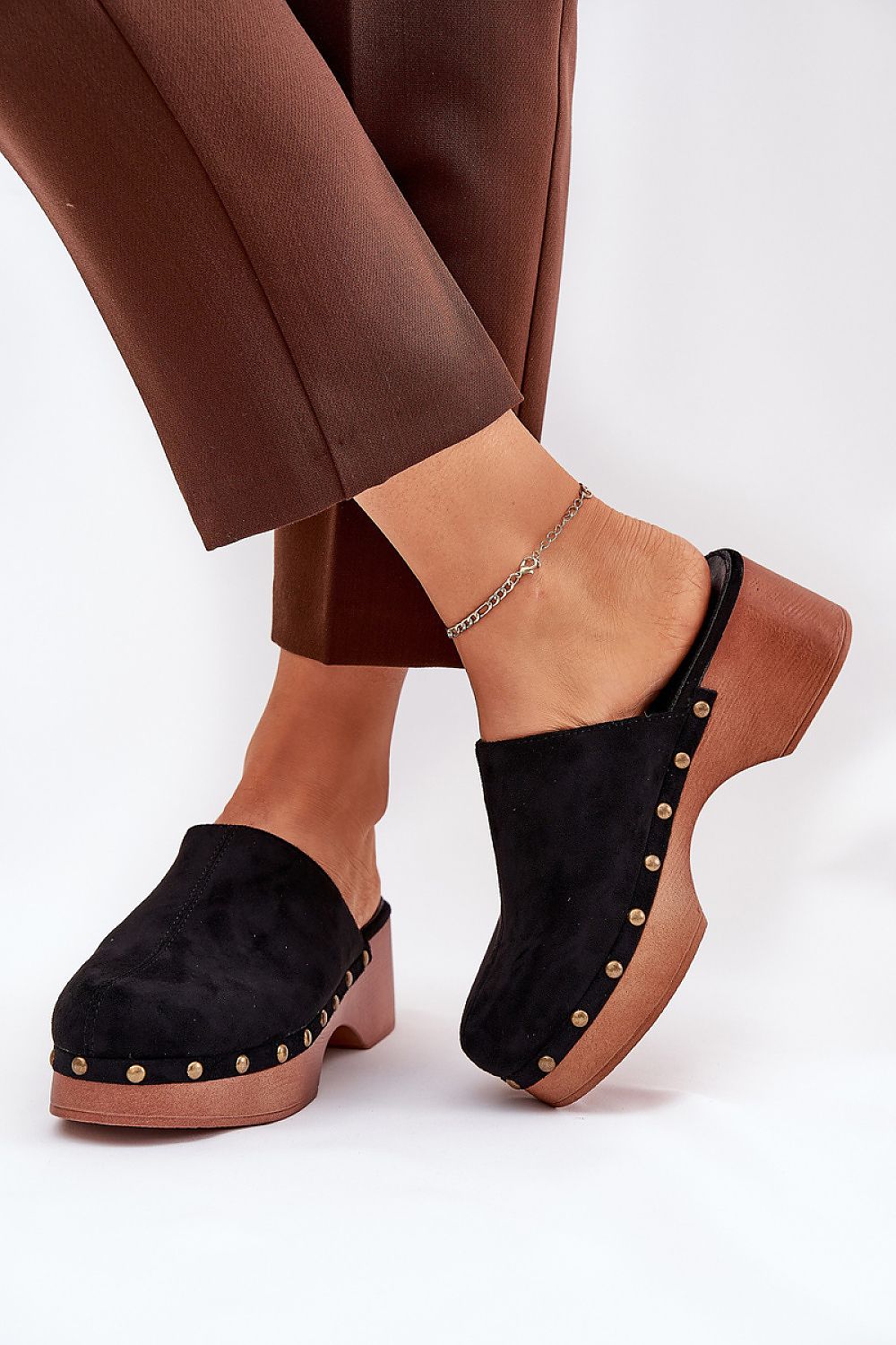 slippers model 209975 Step in style
