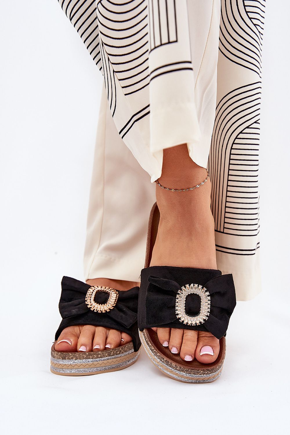 slippers model 210764 Step in style