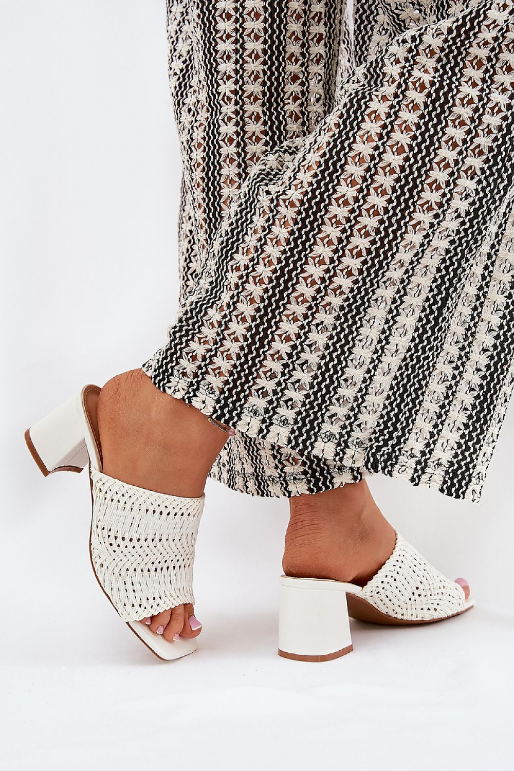 slippers model 210780 Step in style