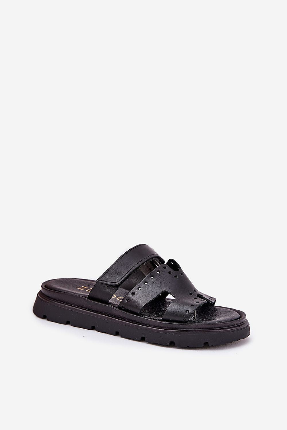slippers model 212598 Step in style