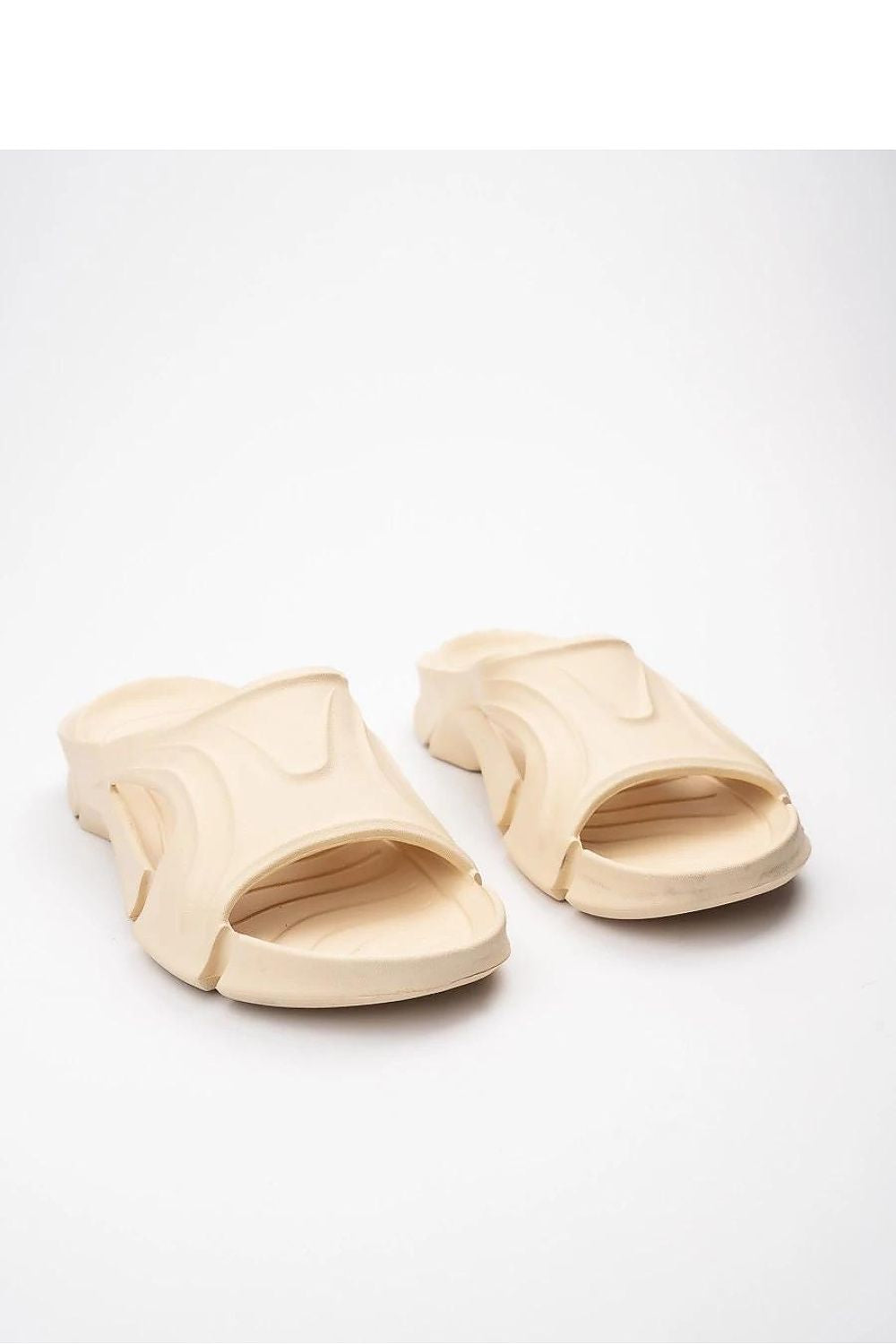 slippers model 212988 Inello