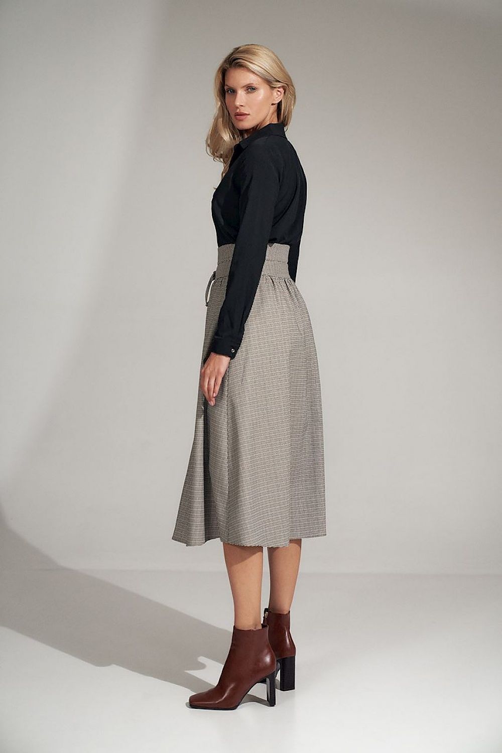 rok model 150787 Figl - PrizQ