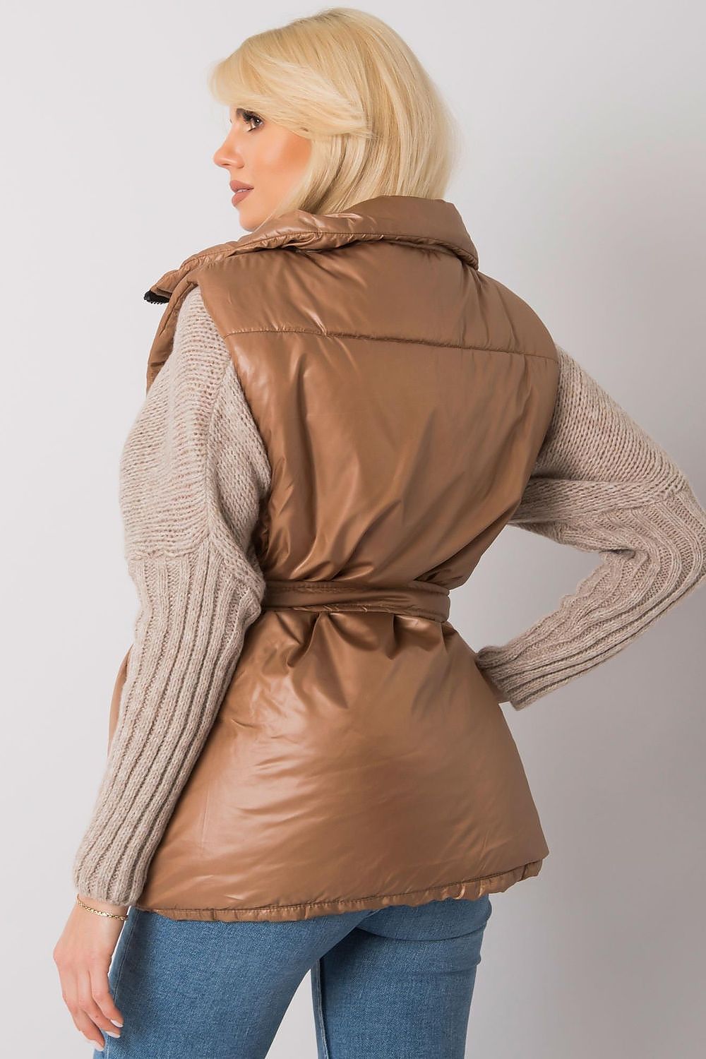 vest model 160776 Ex Moda