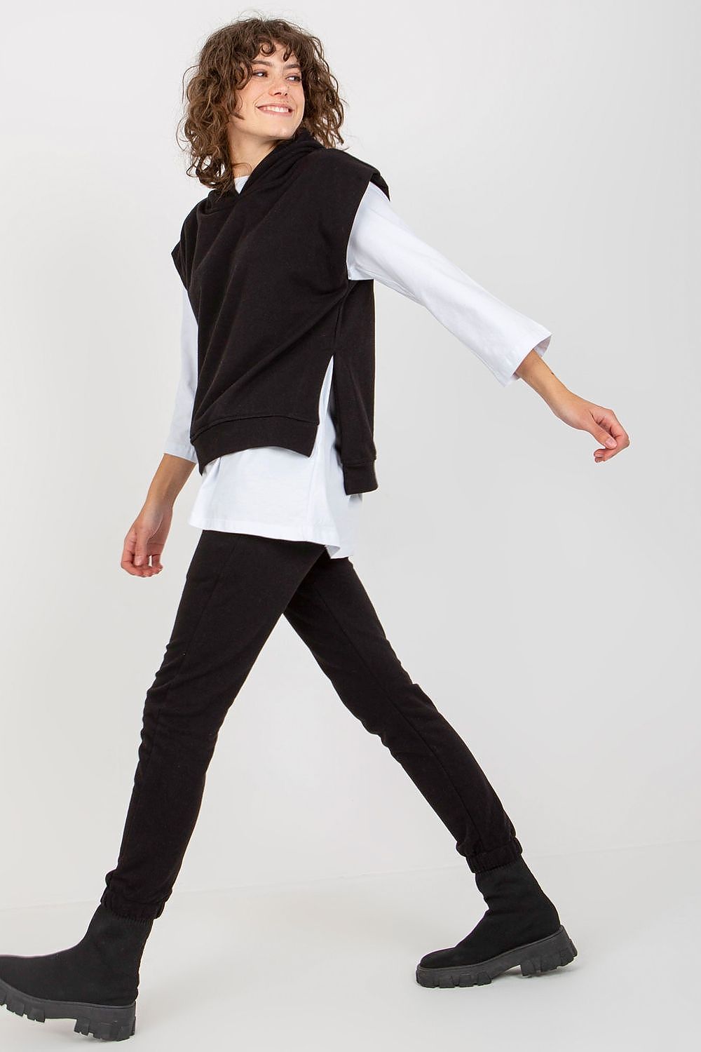 Set model 174623 Ex Moda