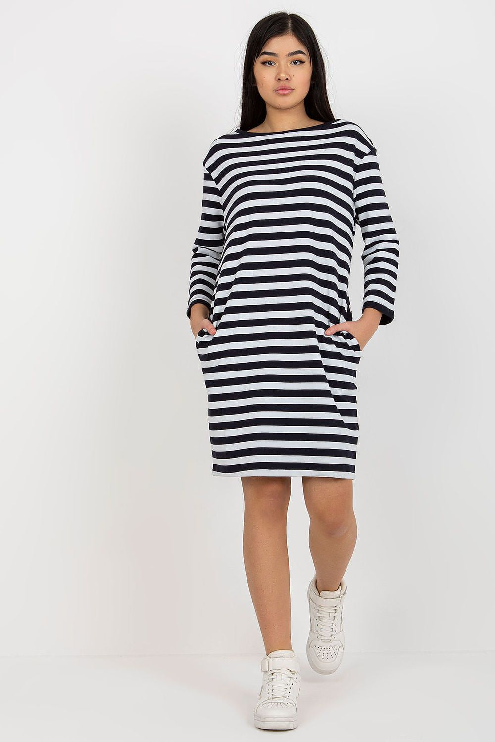 Dagjurk model 175115 Rue Paris