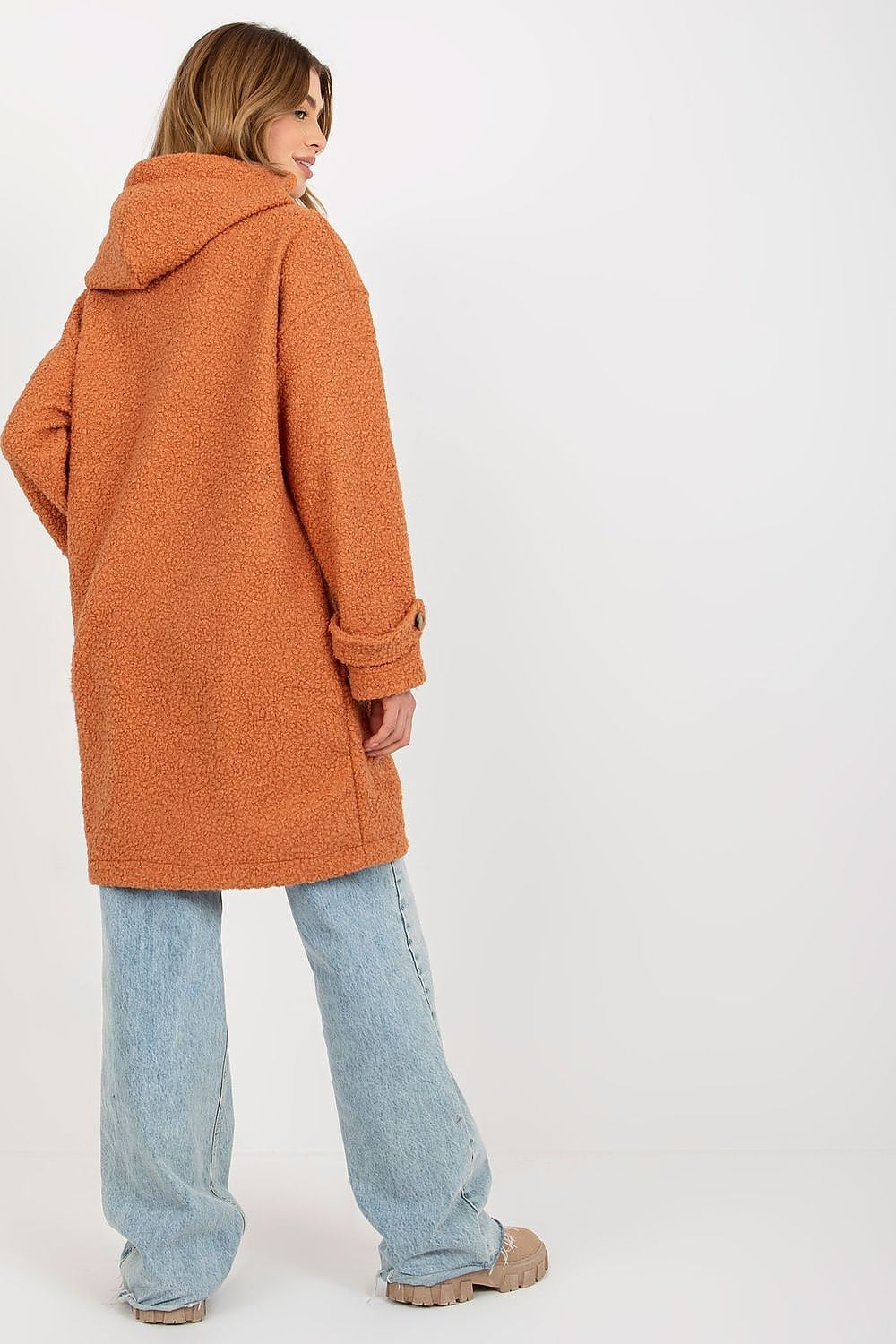 coat model 175173 Relevance