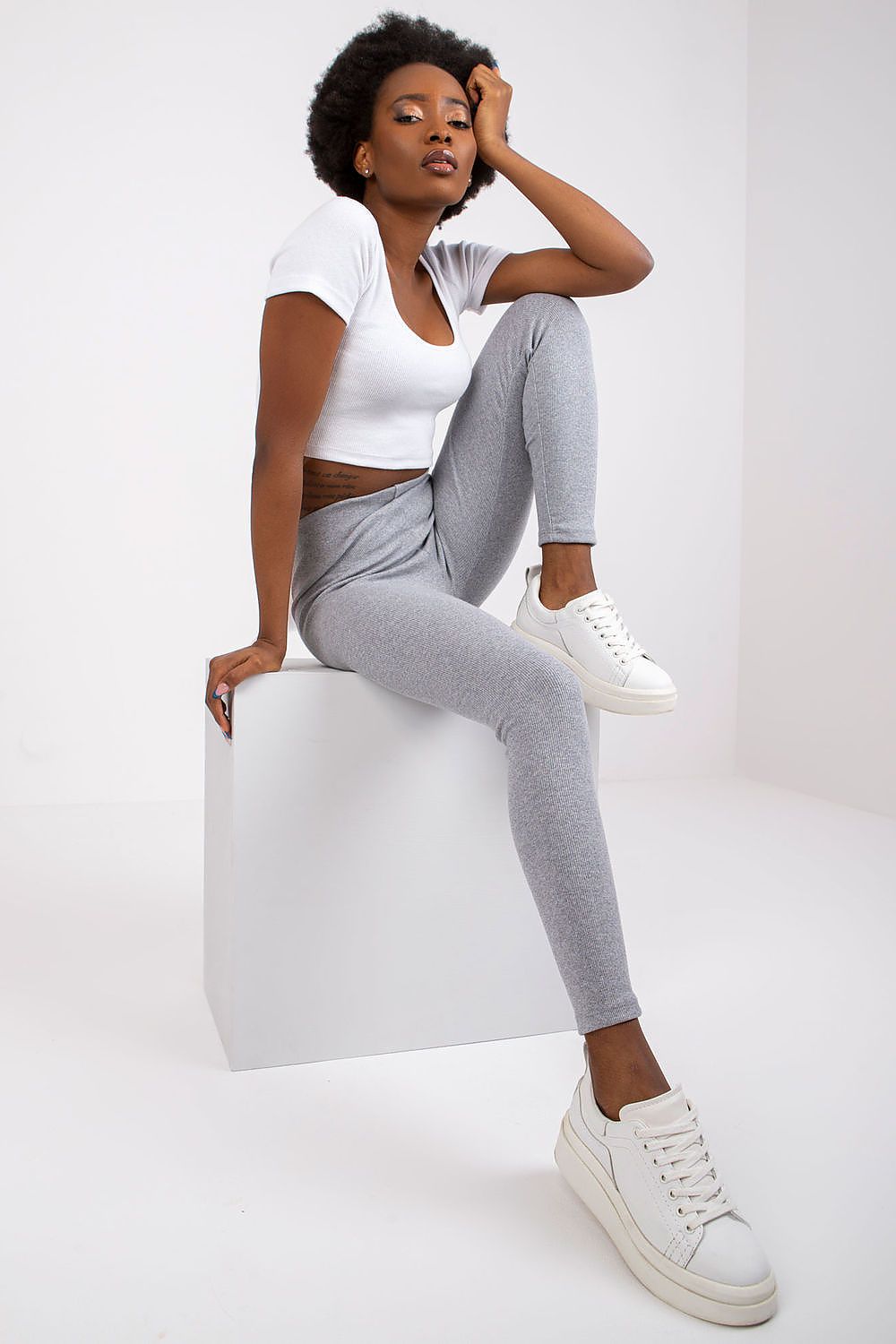 Lange leggings model 180886 Rue Paris