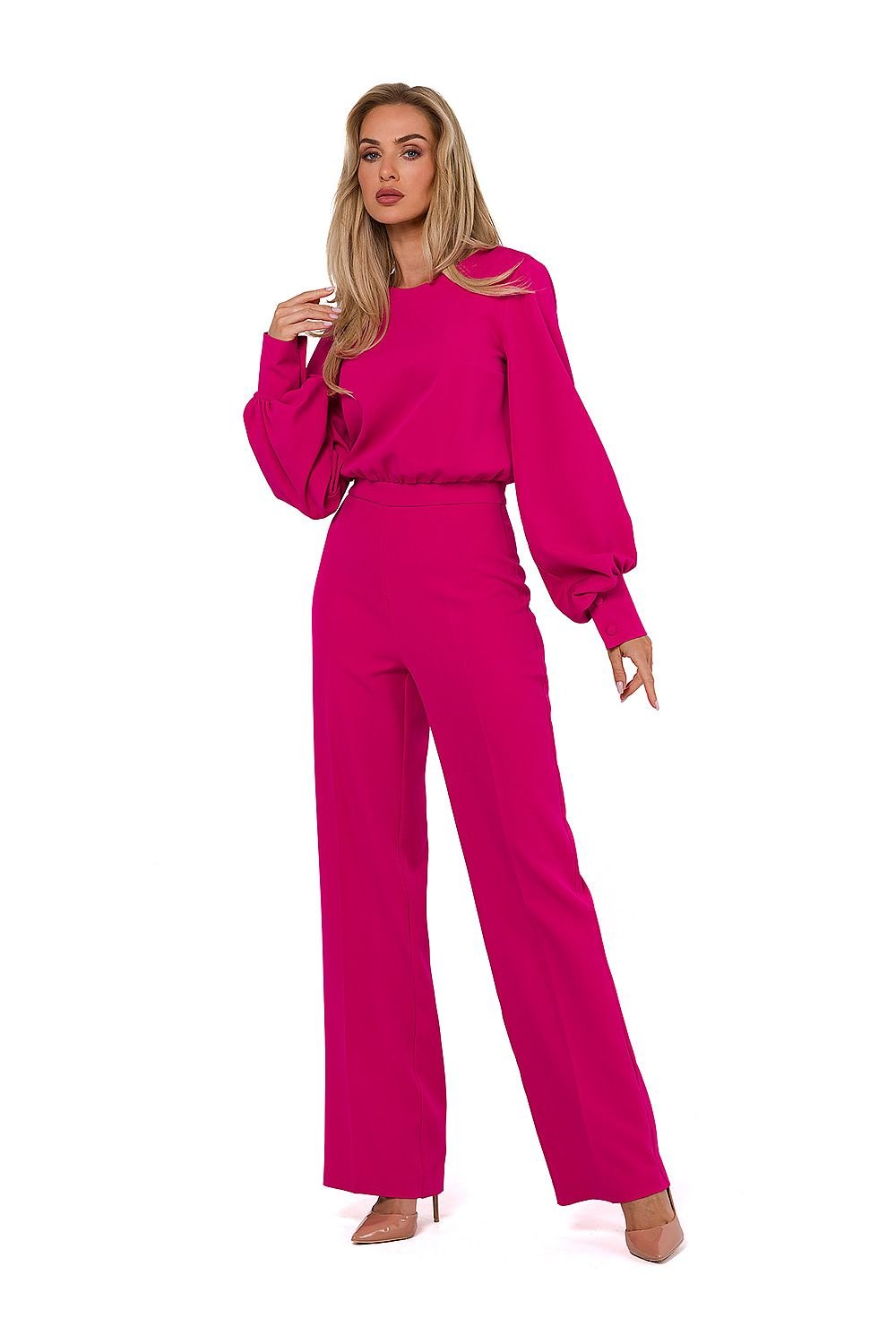 Prachtige roze jumpsuit comfortabel lange mouwen en wijde roekspijpen.