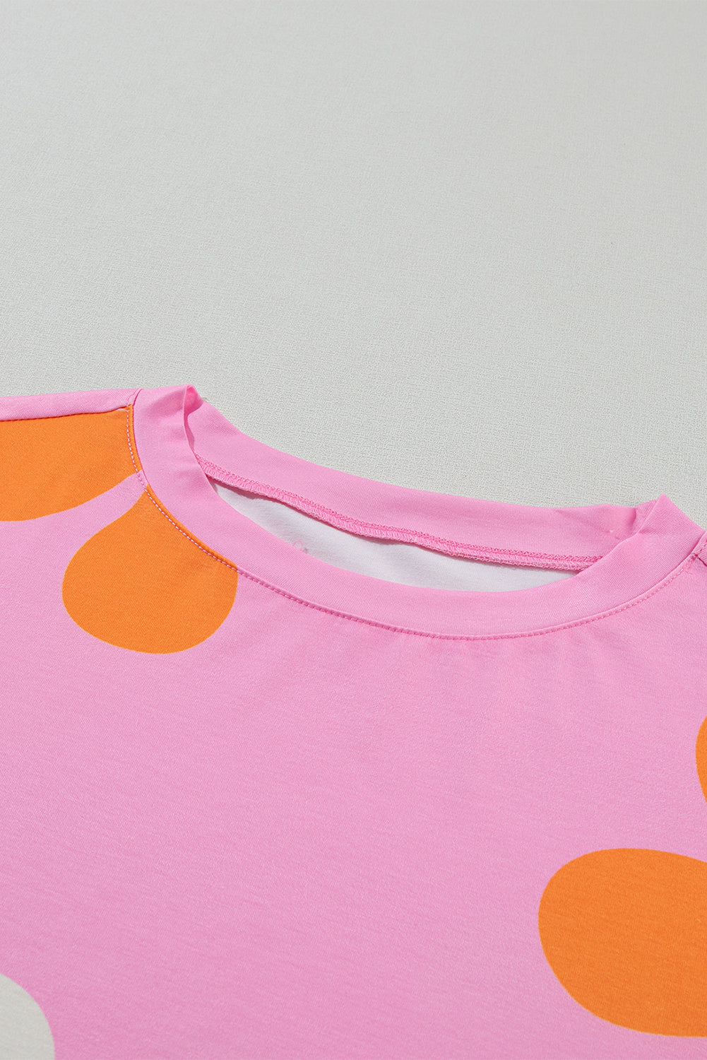 Zwarte Tee met bloemenprint - PrizQ