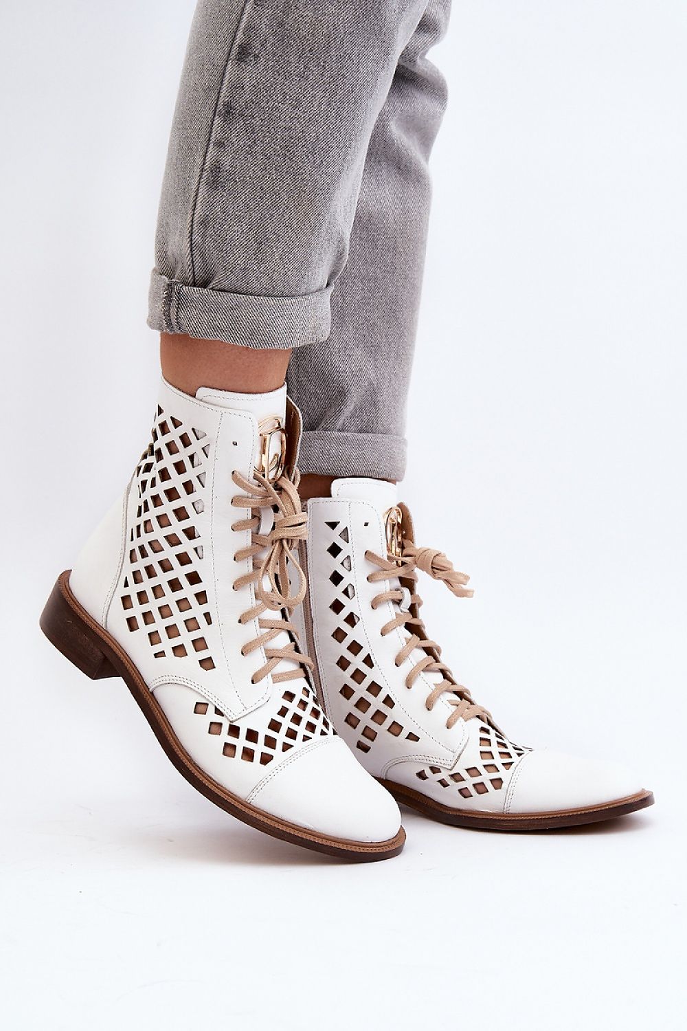Laarsjes model 191857 Step in style