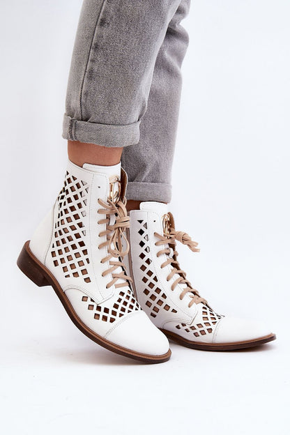 Laarsjes model 191857 Step in style