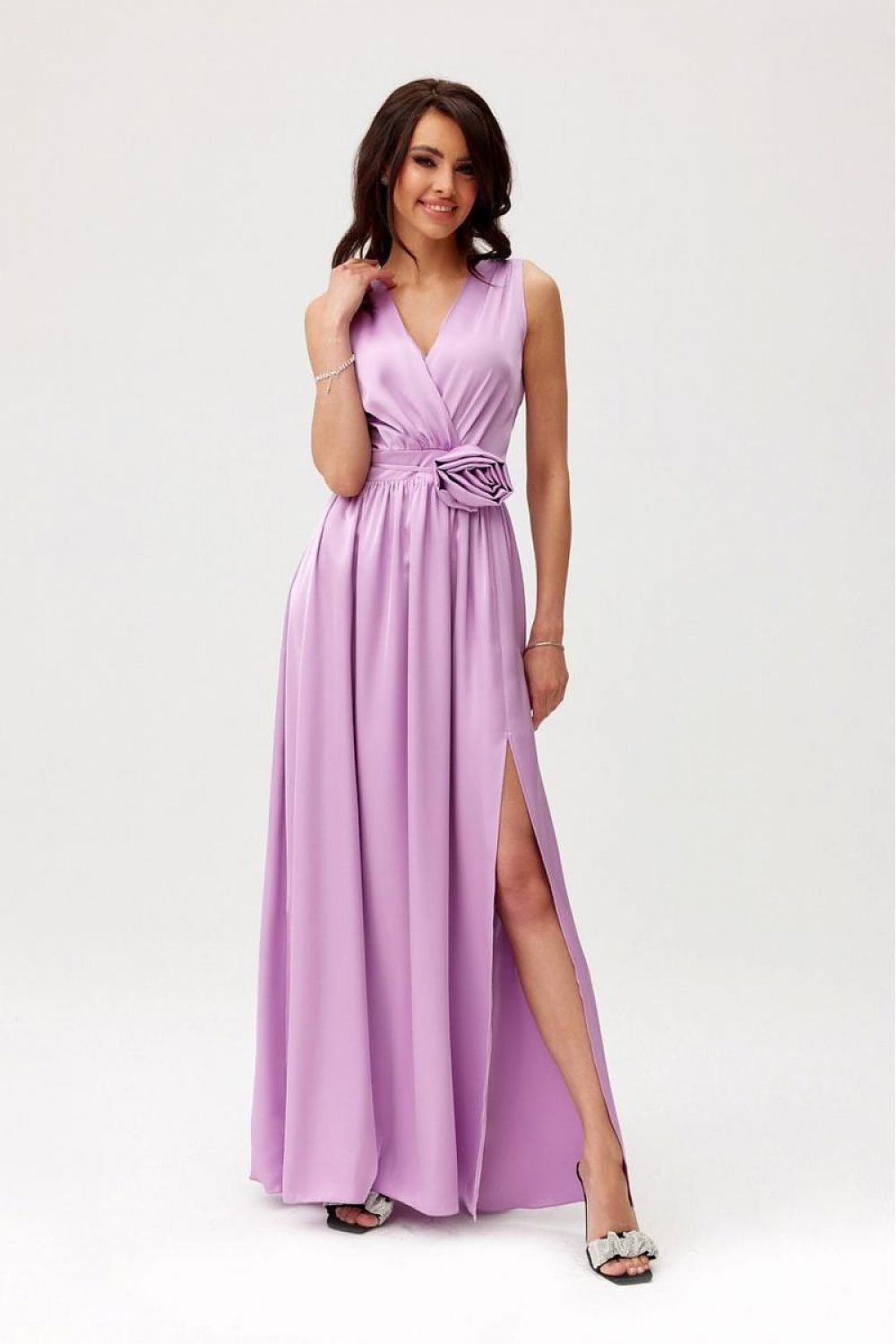 Elegante satijnen avondjurk met ruguitsnede en beensplit – Roco Fashion