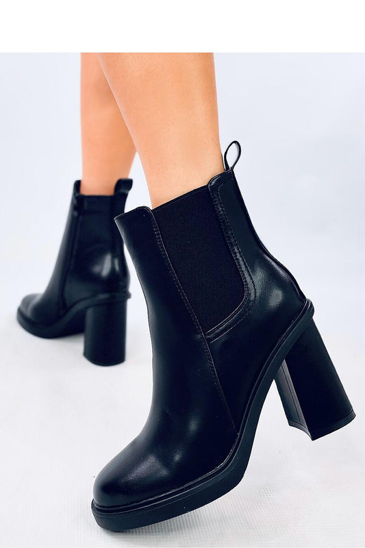 Inello Chelsea Enkellaarzen - Model 202349 voor Stijl en Comfort