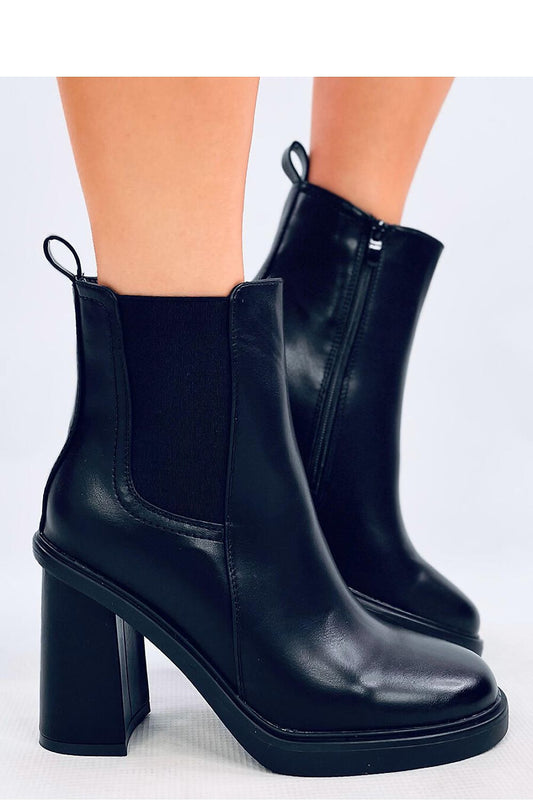 Inello Chelsea Enkellaarzen - Model 202349 voor Stijl en Comfort