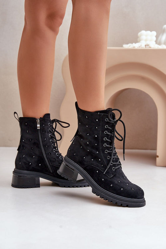 Boots model 203877 Step in style