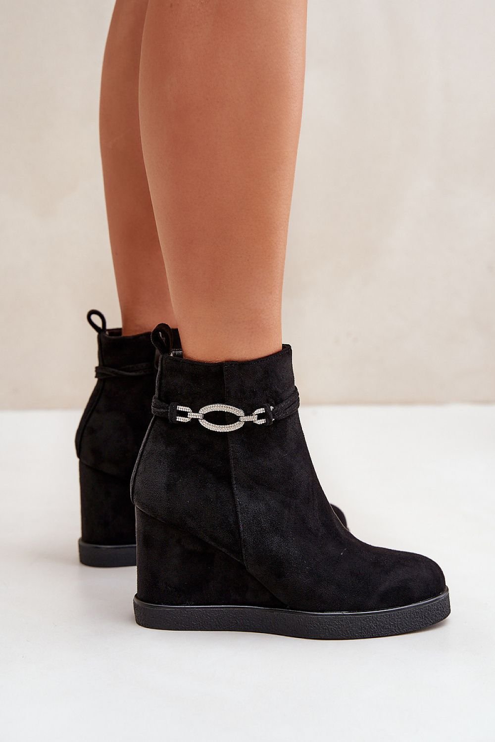 Boots on wedge heel model 204672 Step in style