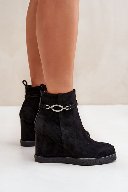 Boots on wedge heel model 204672 Step in style