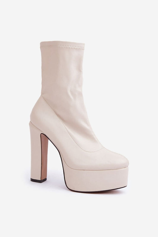 Laarsjes met hoge hak model 204695 Step in style