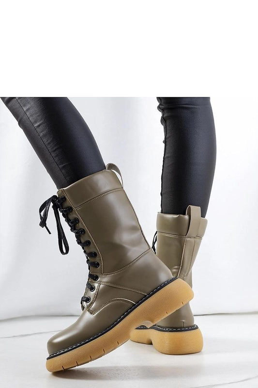 Laarsjes model 205159 Solea