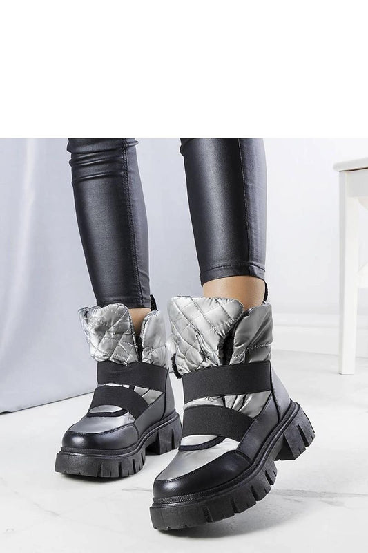 Laarsjes model 206423 Solea