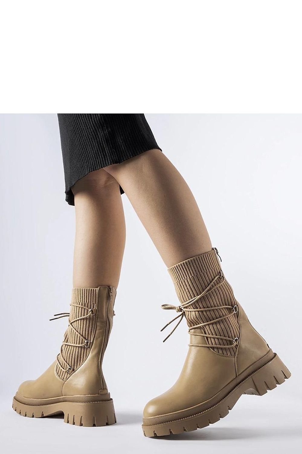Laarsjes model 206532 Solea
