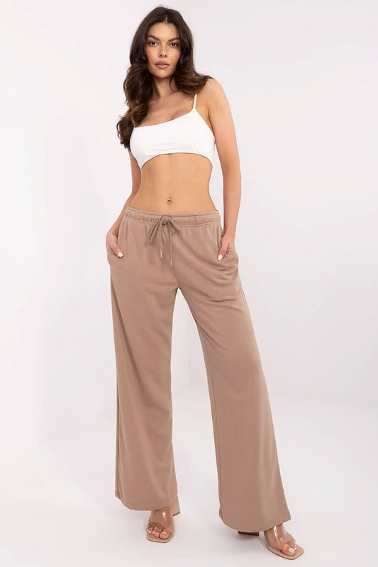  trainingsbroek model 210621 Relevance 