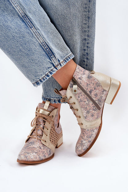  Laarsjes model 211091 Step in style 