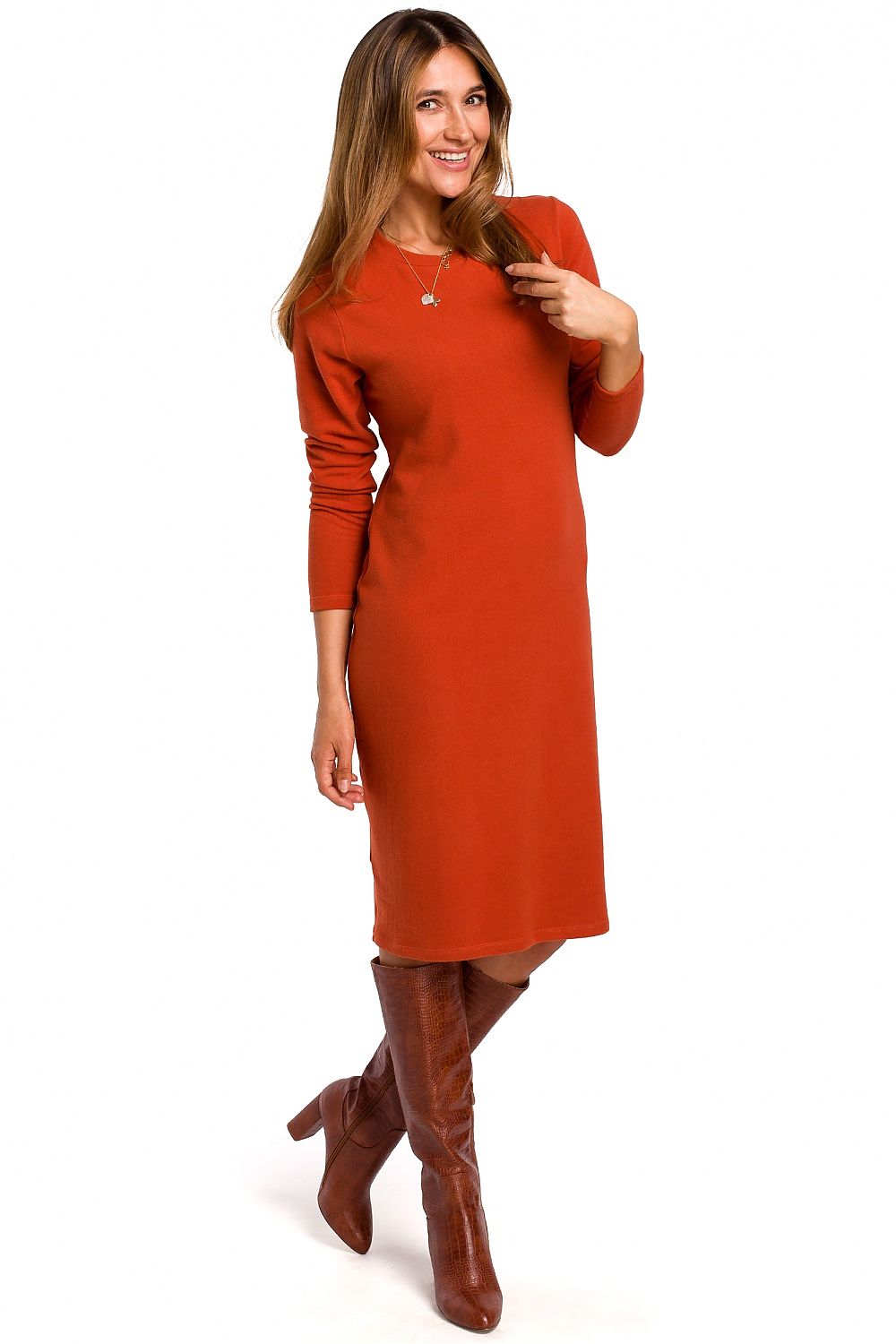 Lina Cotton Midi Dress – Eenvoudige midi jurk voor dagelijkse styling in dun katoenen breiwerk.